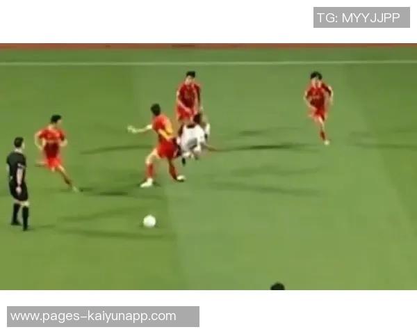 广西平果队员黄威右侧胫腓骨骨皮质断裂预计恢复时间为八个月