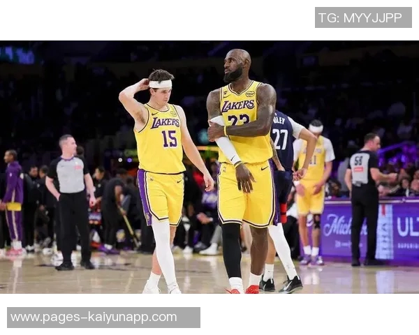 狄龙赞杰伦格林挡拆能力出色能自主创造进攻机会表现亮眼